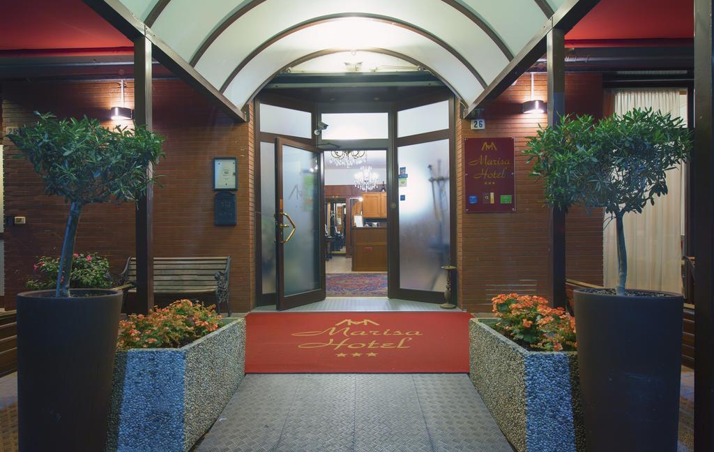 Hotel Marisa Albenga Luaran gambar