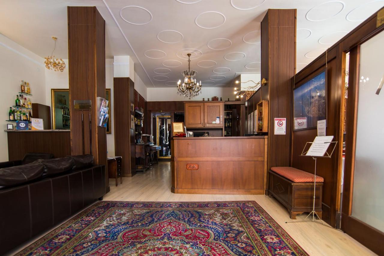 Hotel Marisa Albenga Luaran gambar